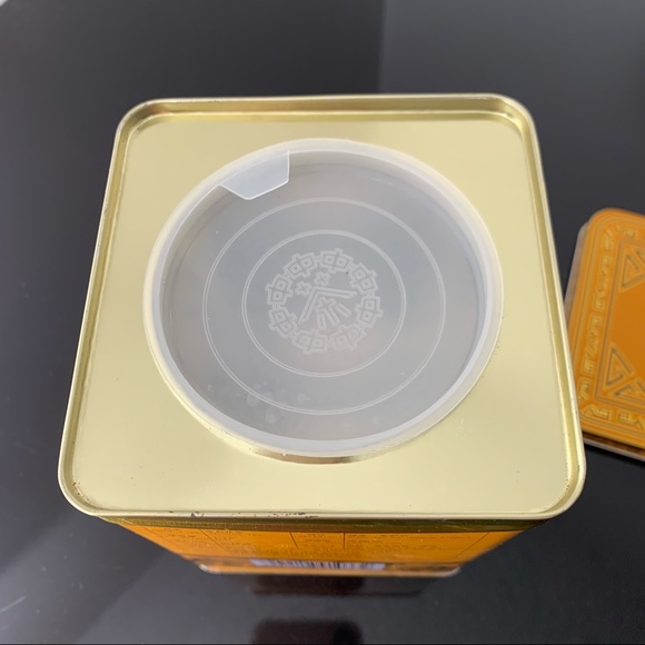 Tin with Golden Tones Beautiful Decor or Storage - Picture 15 of 16